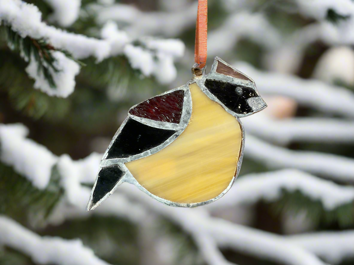 Karl’s Karvin’ 007 Stained Glass Bird
