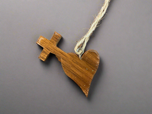Karl’s Karvin’ 006 Heart & Cross Ornament