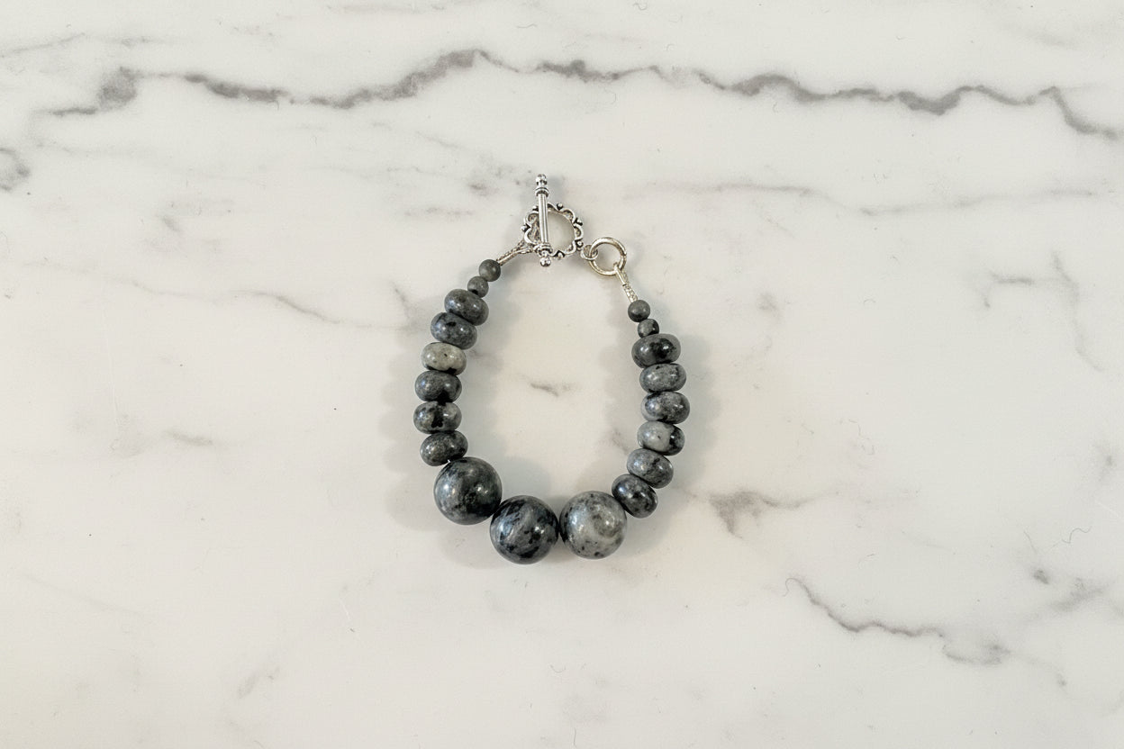Running Deer 0075 Labradorite Bracelet