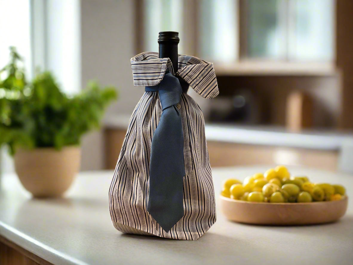 Long and Short of It Wine Bags