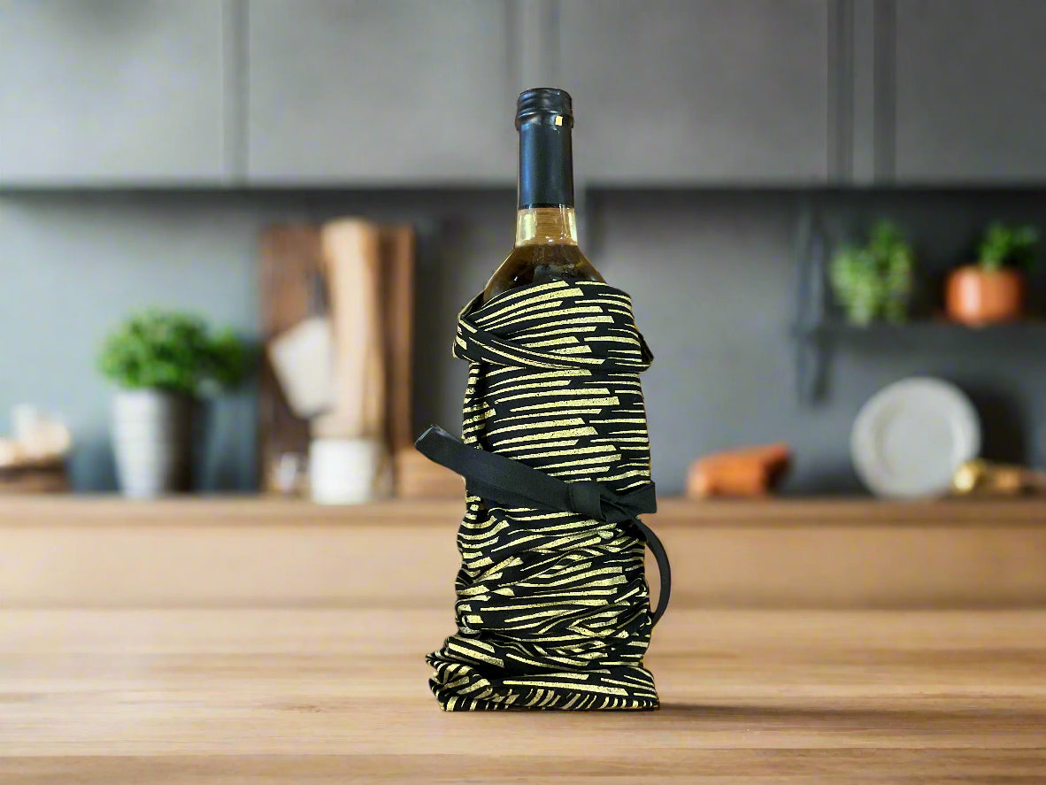 Long and Short of It Wine Bags