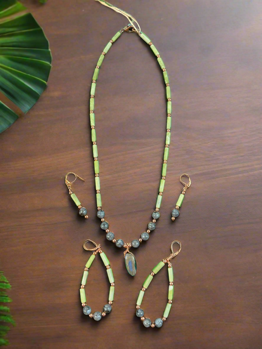 Running Deer 0015 Jade Beaded, Labradorite Pendant Necklace & 2 Matching Earring Sets